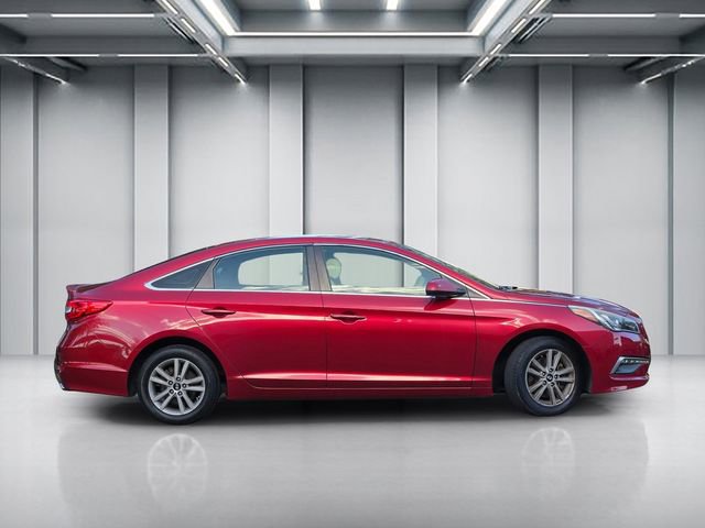Used 2015 Hyundai Sonata SE FWD image 3
