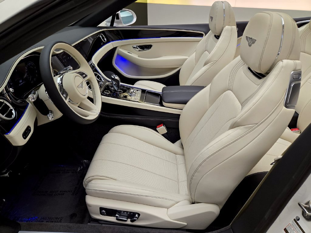 New 2027 Bentley Continental GTC AWD/4WD image 16