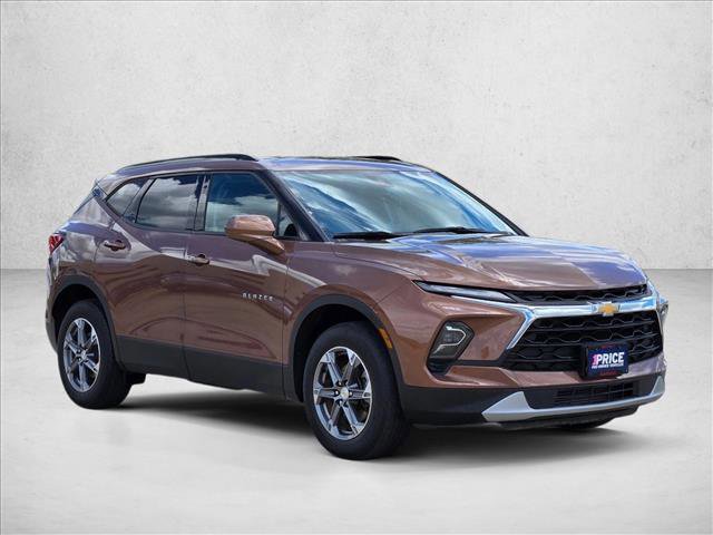 Used 2023 Chevrolet Blazer LT w/ Convenience Package image 3