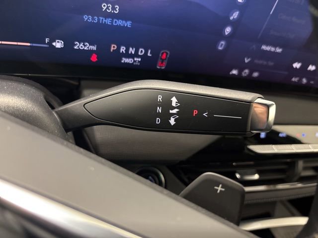 Used 2025 Buick Enclave Preferred AWD/4WD image 31