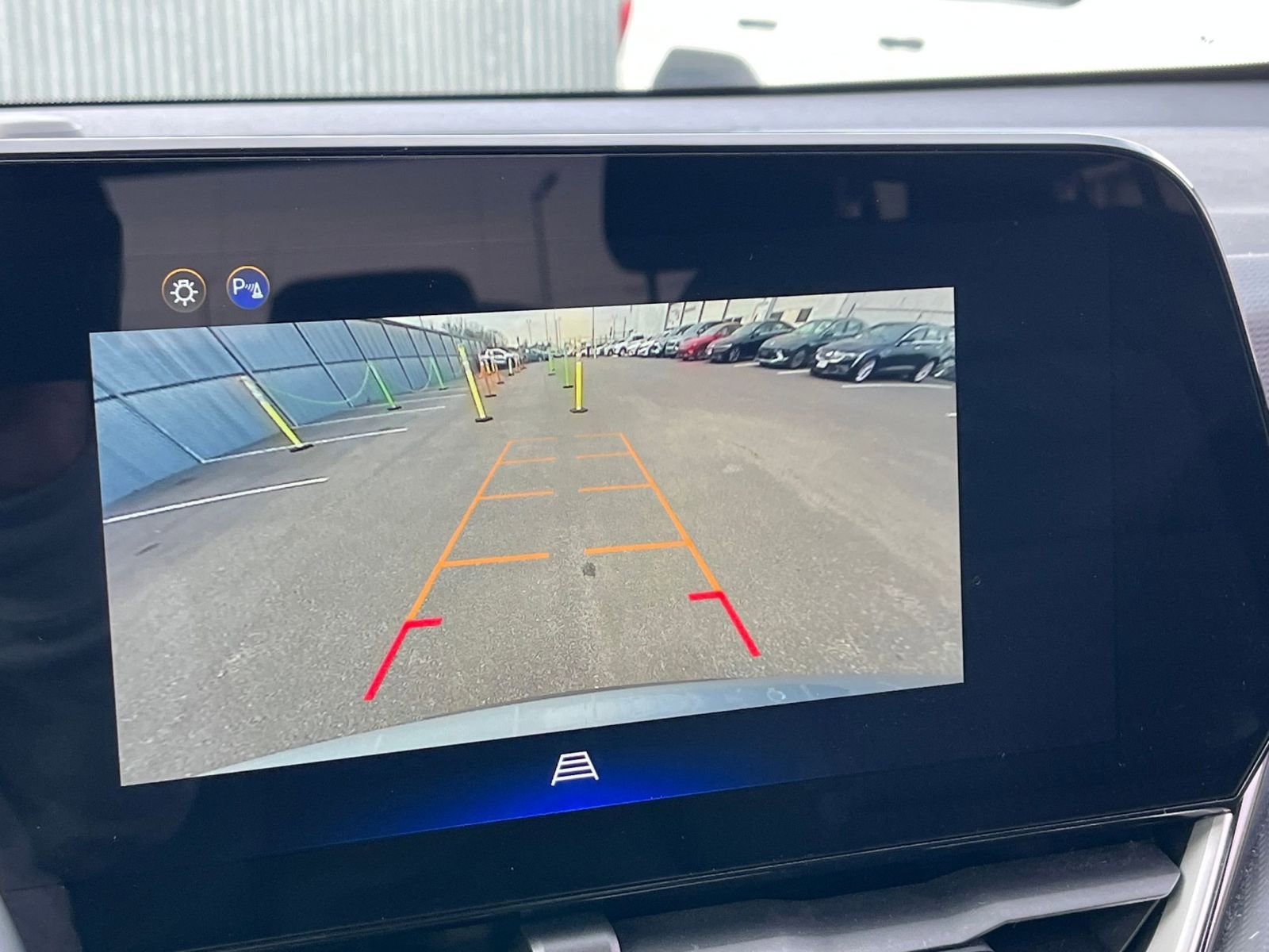 Used 2025 Chevrolet Equinox LT image 17