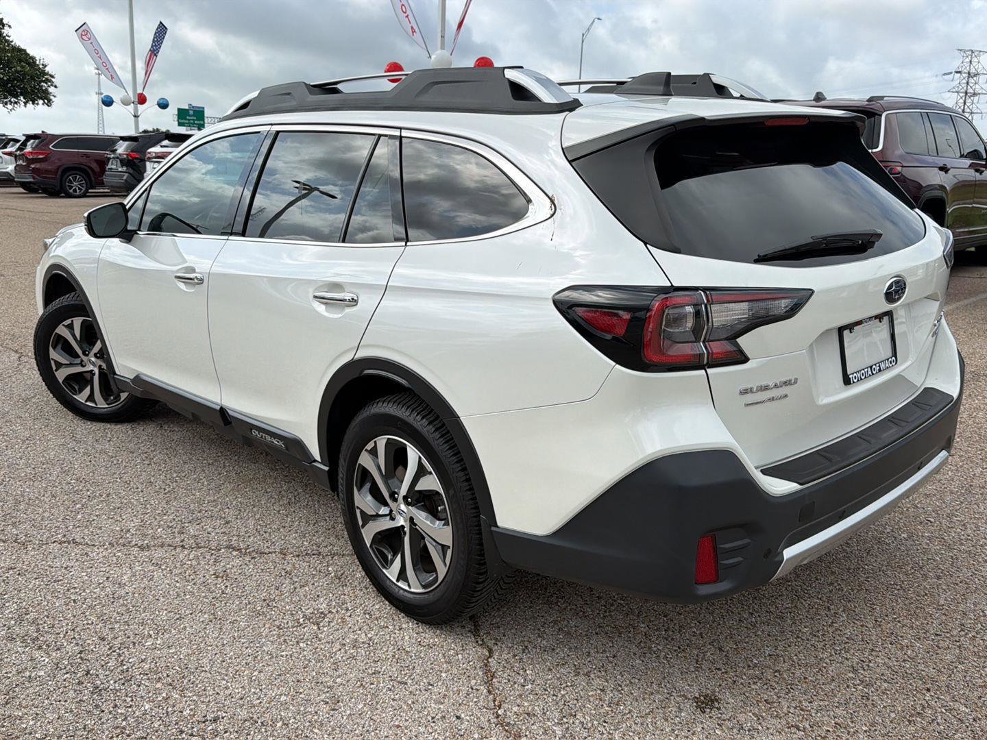 Used 2021 Subaru Outback Touring w/ Popular Package #2 AWD/4WD image 5