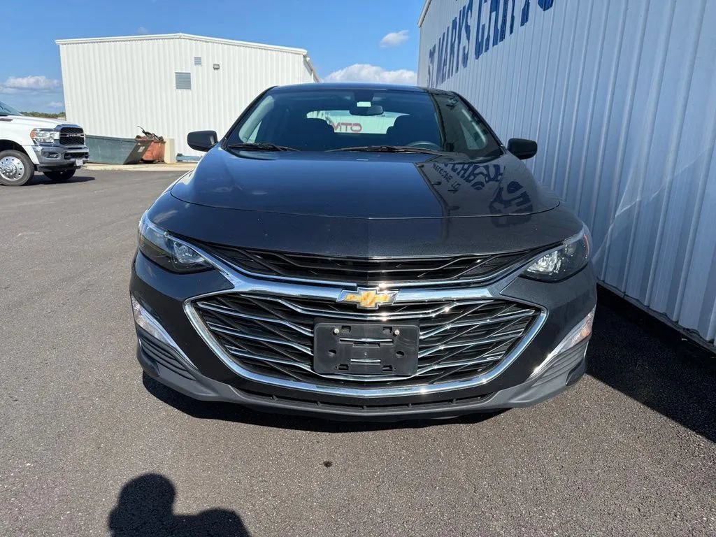 Used 2020 Chevrolet Malibu LS FWD image 3