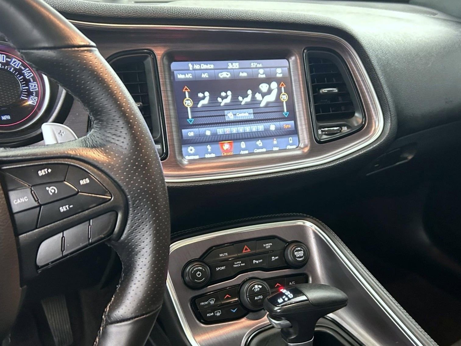 Used 2018 Dodge Challenger R/T Scat Pack image 12