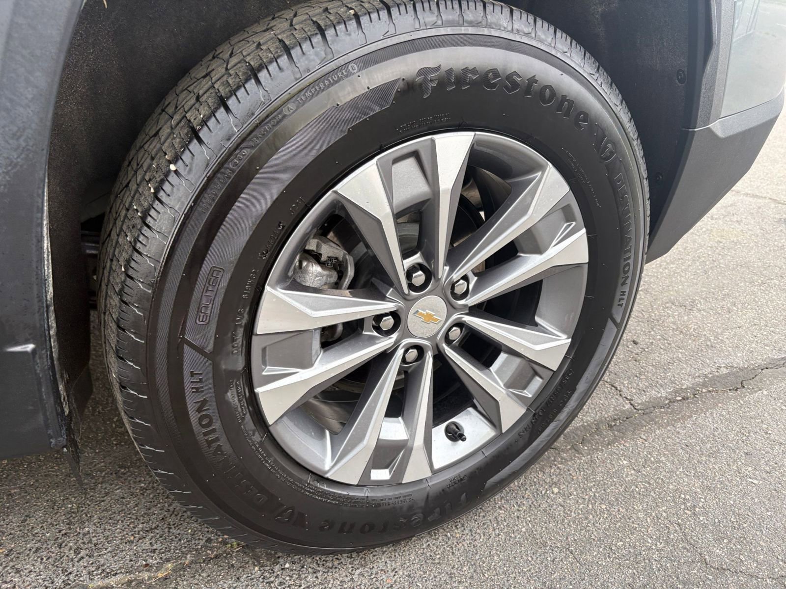 Used 2025 Chevrolet Equinox LT FWD image 30