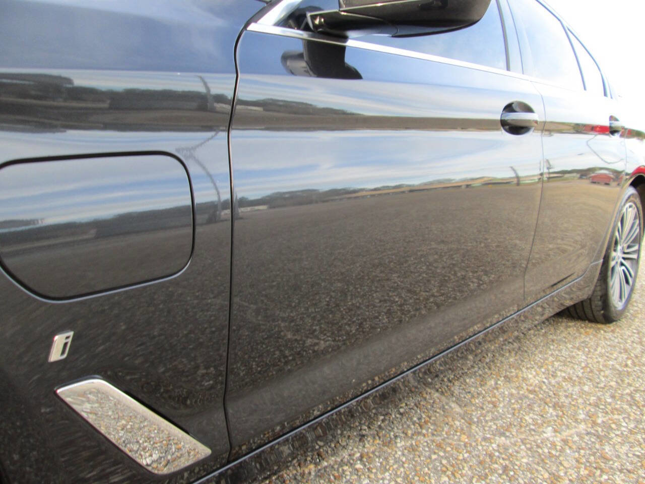 Used 2019 BMW 530e 530e iPerformance 4dr Sedan w/ Convenience Package image 6