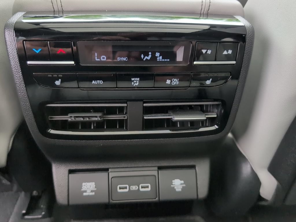 Certified 2022 Acura MDX w/ Advance Package AWD/4WD image 43