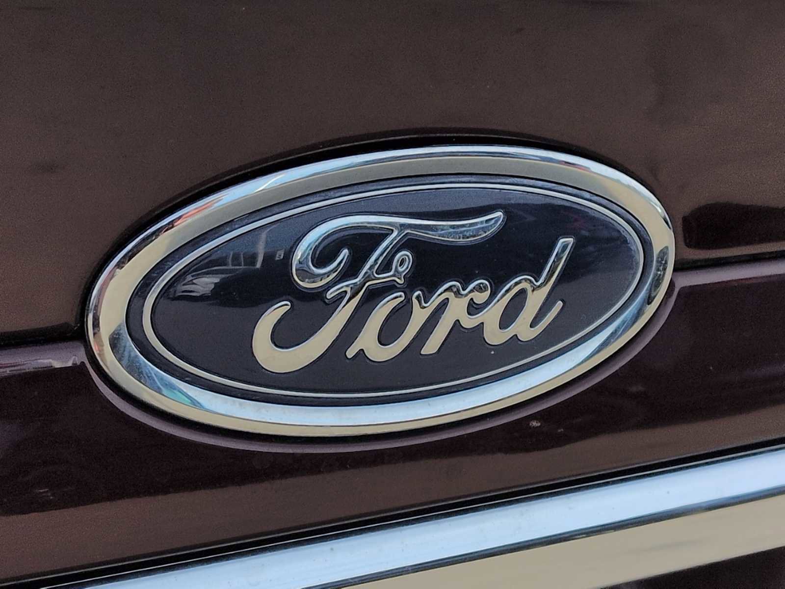 Used 2017 Ford Fusion SE image 13