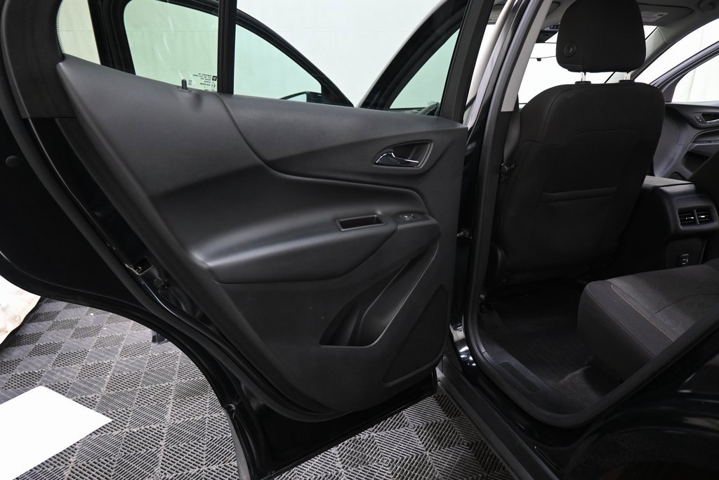 Used 2019 Chevrolet Equinox LT w/ Driver Convenience Package image 27