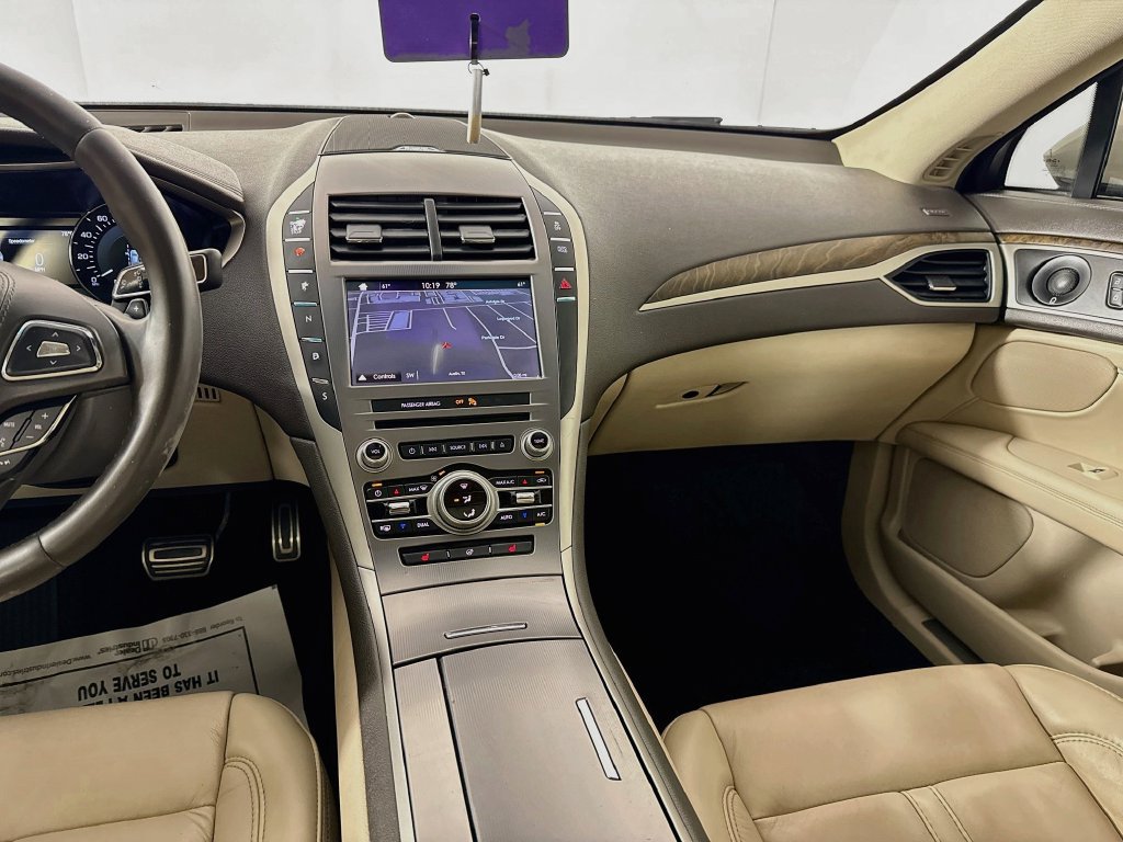Used 2019 Lincoln MKZ Reserve w/ Reserve Plus Package FWD image 29