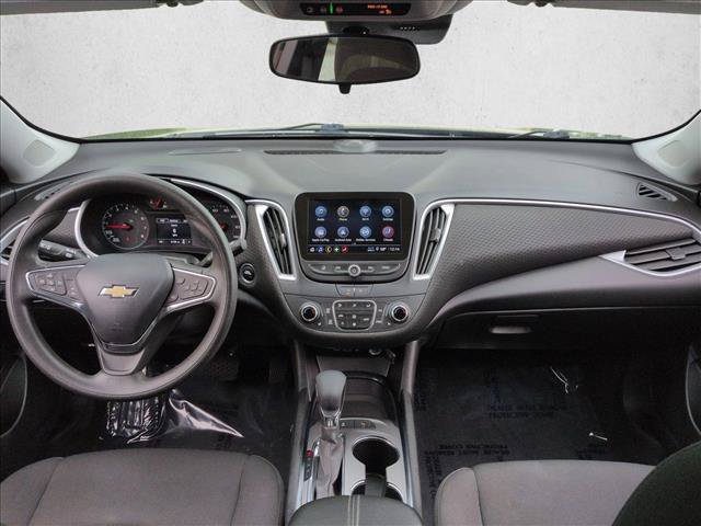 Used 2024 Chevrolet Malibu LT FWD image 17