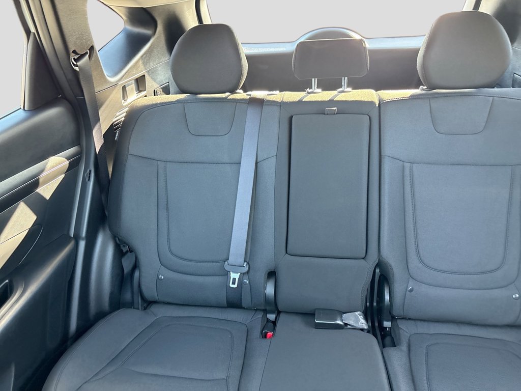 Certified 2025 Hyundai Tucson SE AWD/4WD image 22