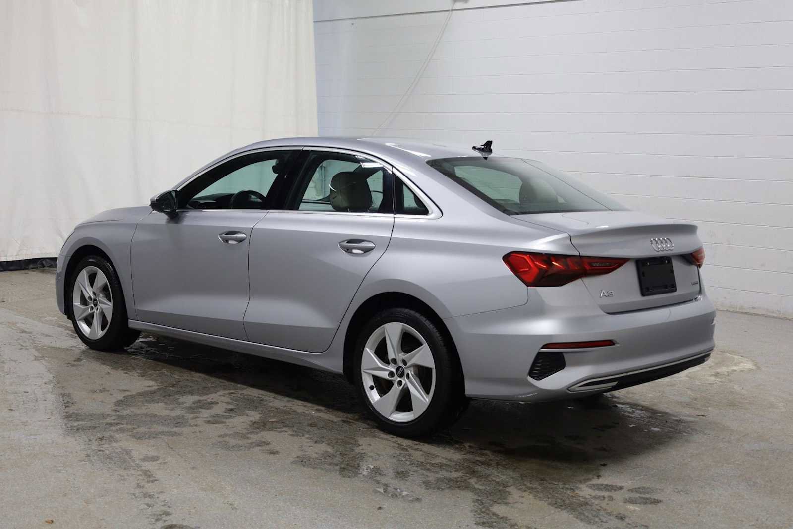 Used 2022 Audi A3 2.0T Premium image 3