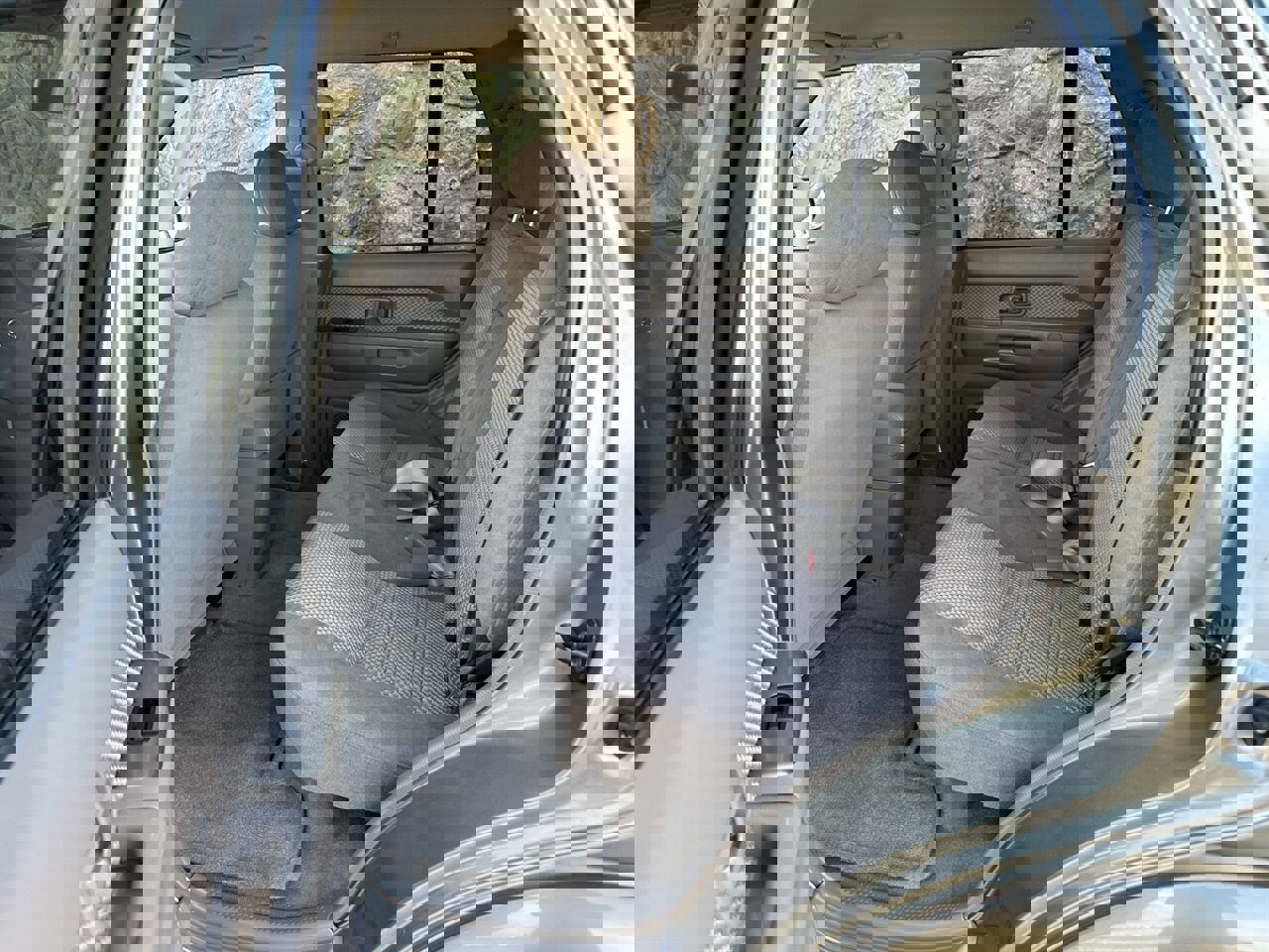 Used 2004 Nissan Pathfinder SE image 21