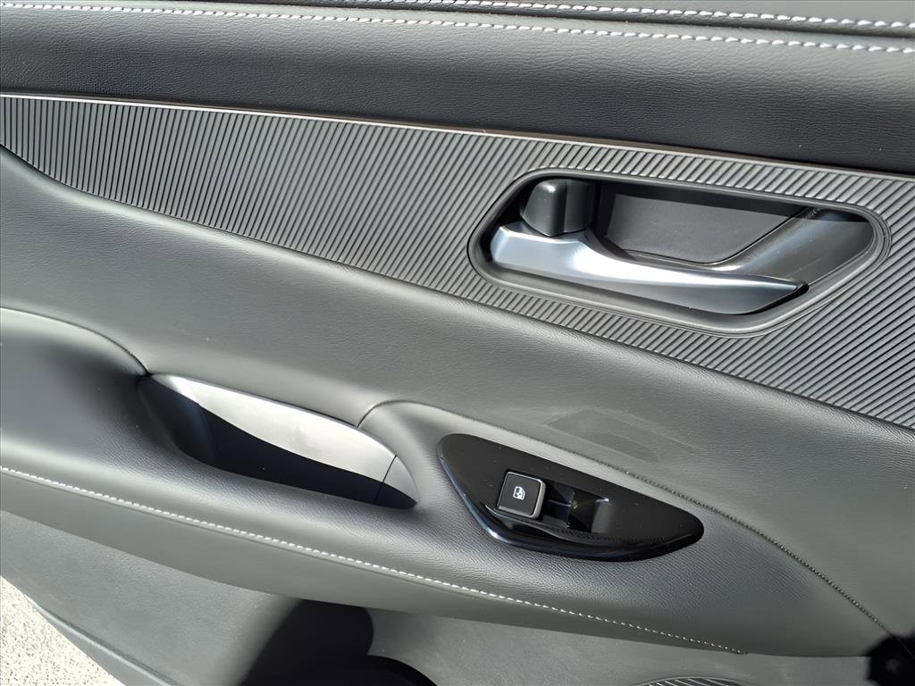 New 2025 Nissan Murano SL image 6