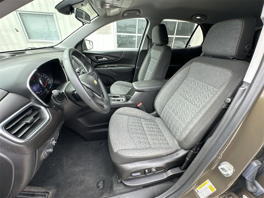 Used 2023 Chevrolet Equinox LT image 11