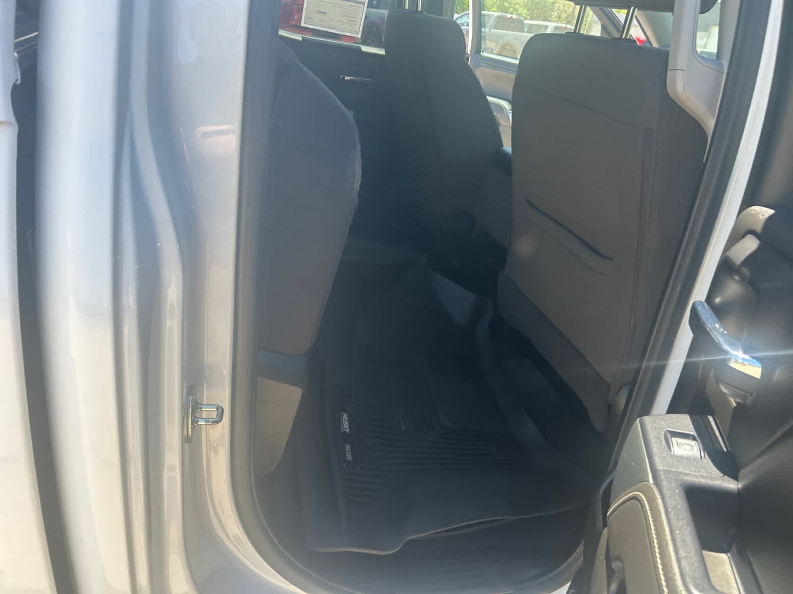 Used 2019 Chevrolet Silverado 1500 LT w/ All Star Edition AWD/4WD image 18