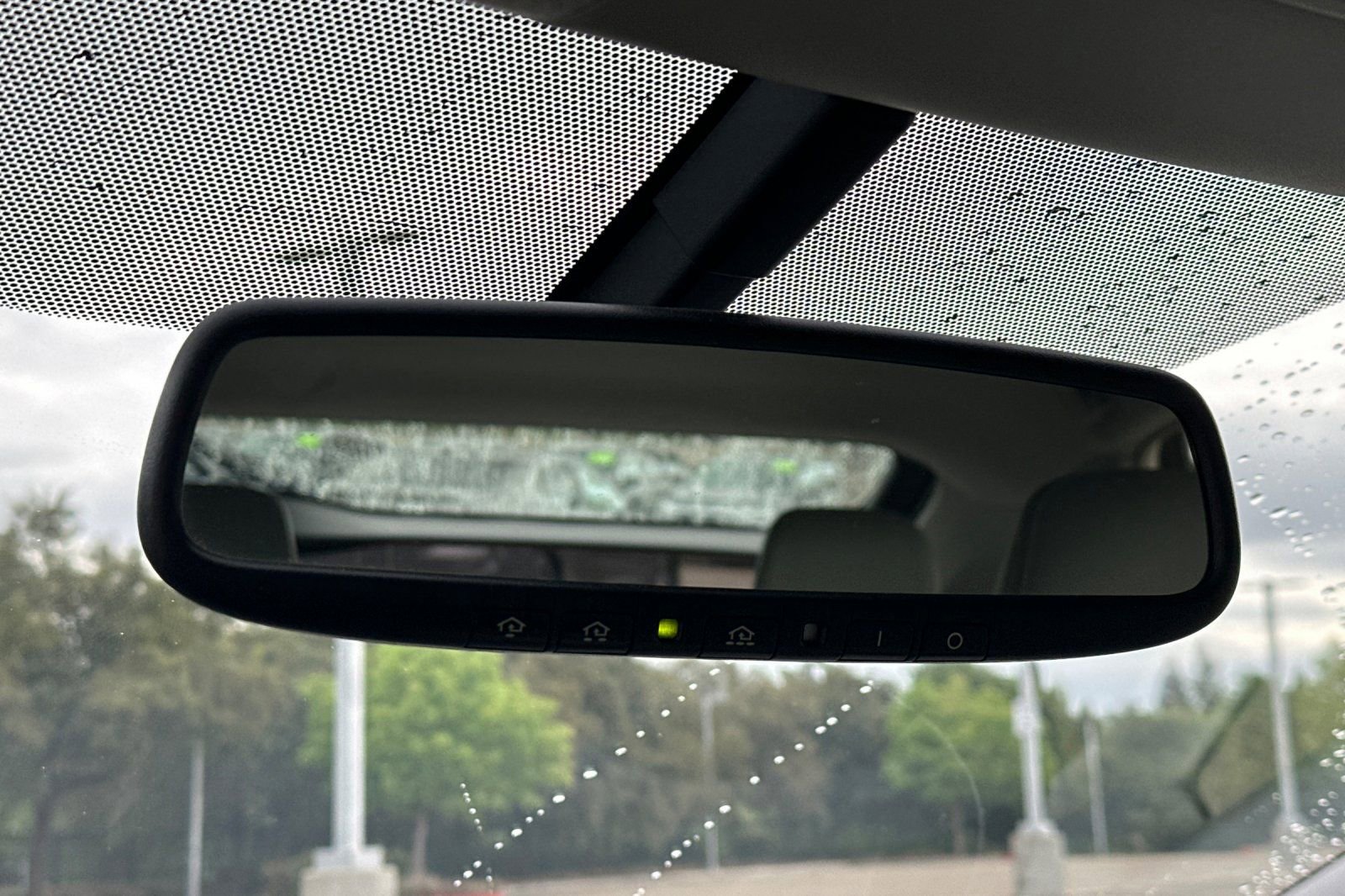 Used 2012 Toyota Prius Five image 25