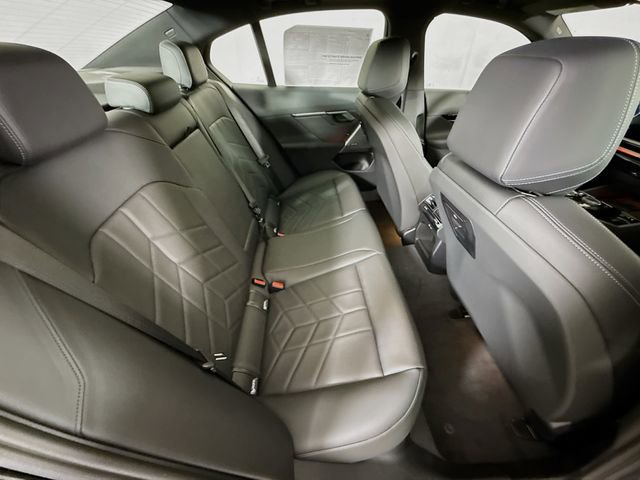 Used 2025 BMW 530i xDrive w/ Premium Package image 25