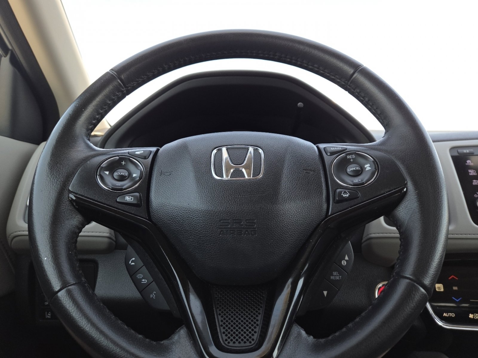 Used 2021 Honda HR-V EX-L image 26