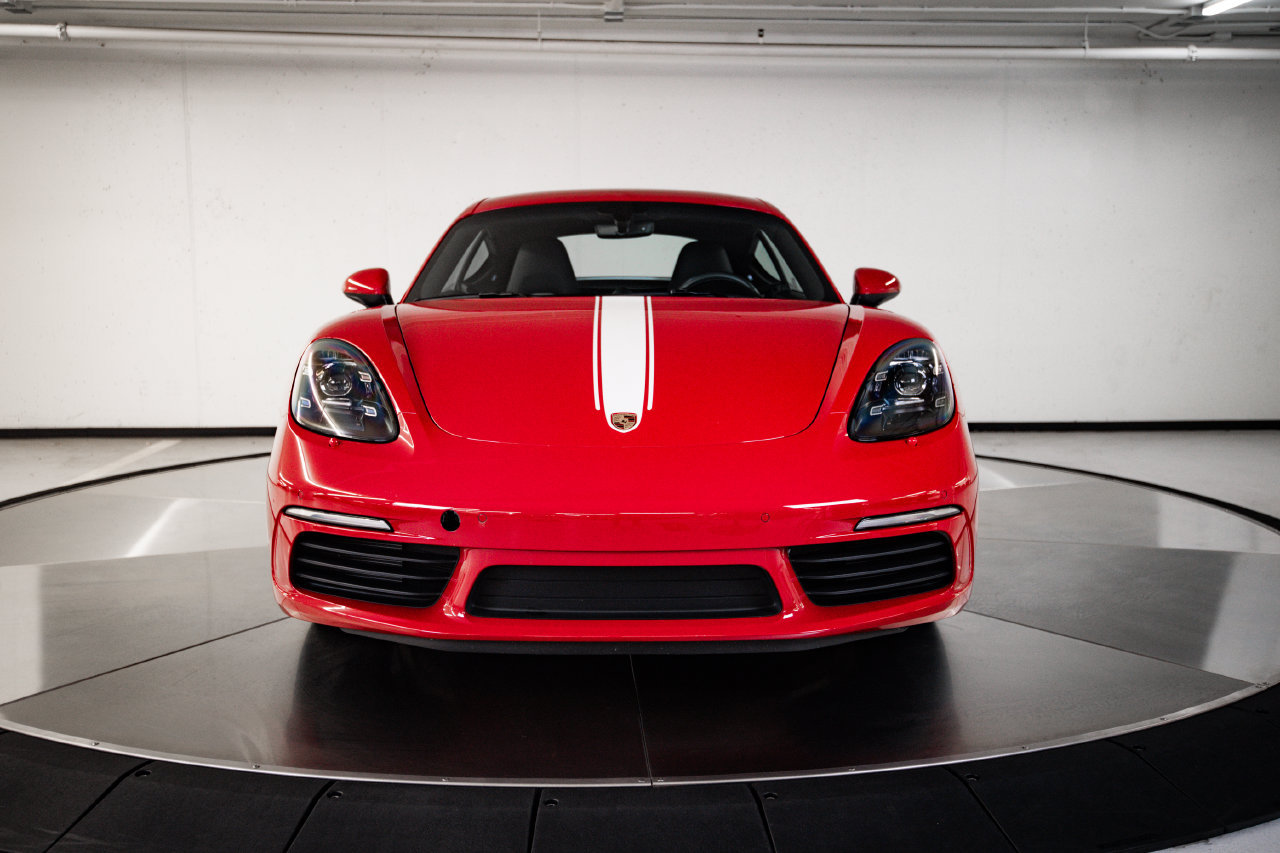 Certified 2024 Porsche 718 Cayman RWD image 10