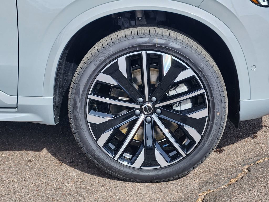 New 2026 Volvo XC90 T8 Plus w/ Protection Package Premier image 29