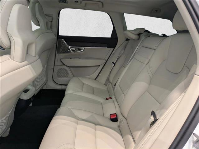 Used 2018 Volvo V90 T6 Cross Country w/ Convenience Package image 24
