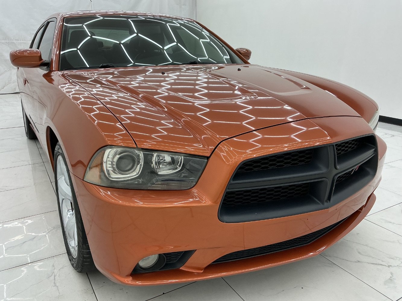 Used 2011 Dodge Charger R/T RWD image 3