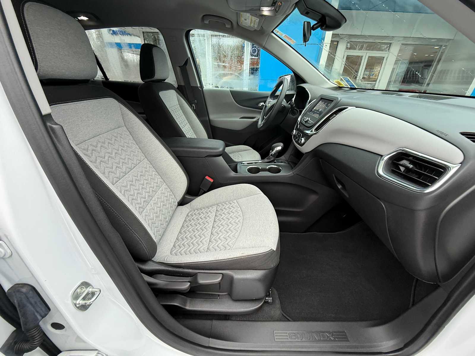 Used 2023 Chevrolet Equinox LS w/ LS Convenience Package image 36