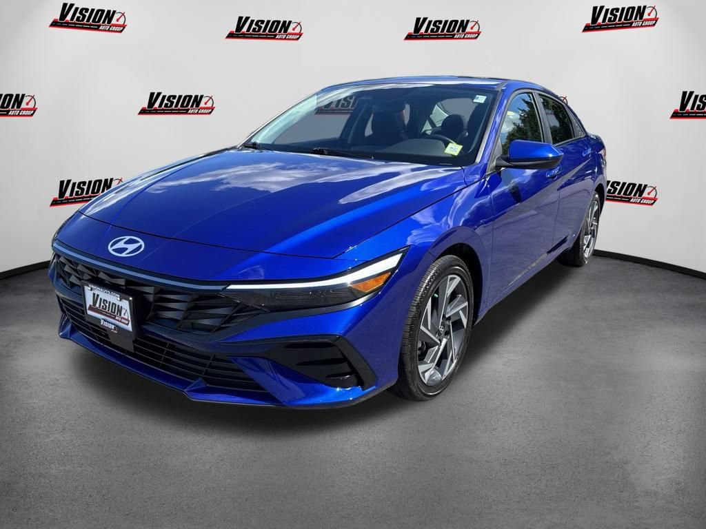 Certified 2025 Hyundai Elantra SEL FWD 360° Tour