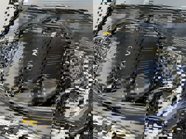 Used 2024 Mercedes-Benz C 300 Sedan image 5