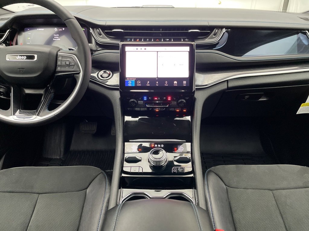 Used 2022 Jeep Grand Cherokee Trailhawk w/ Advanced Protech Group II image 33