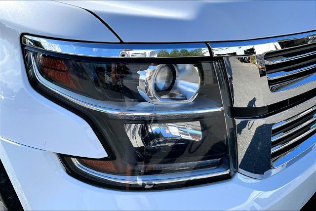 Used 2019 Chevrolet Tahoe Premier AWD/4WD image 31