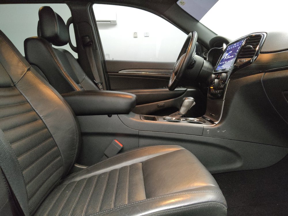 Used 2019 Jeep Grand Cherokee Limited X RWD image 21