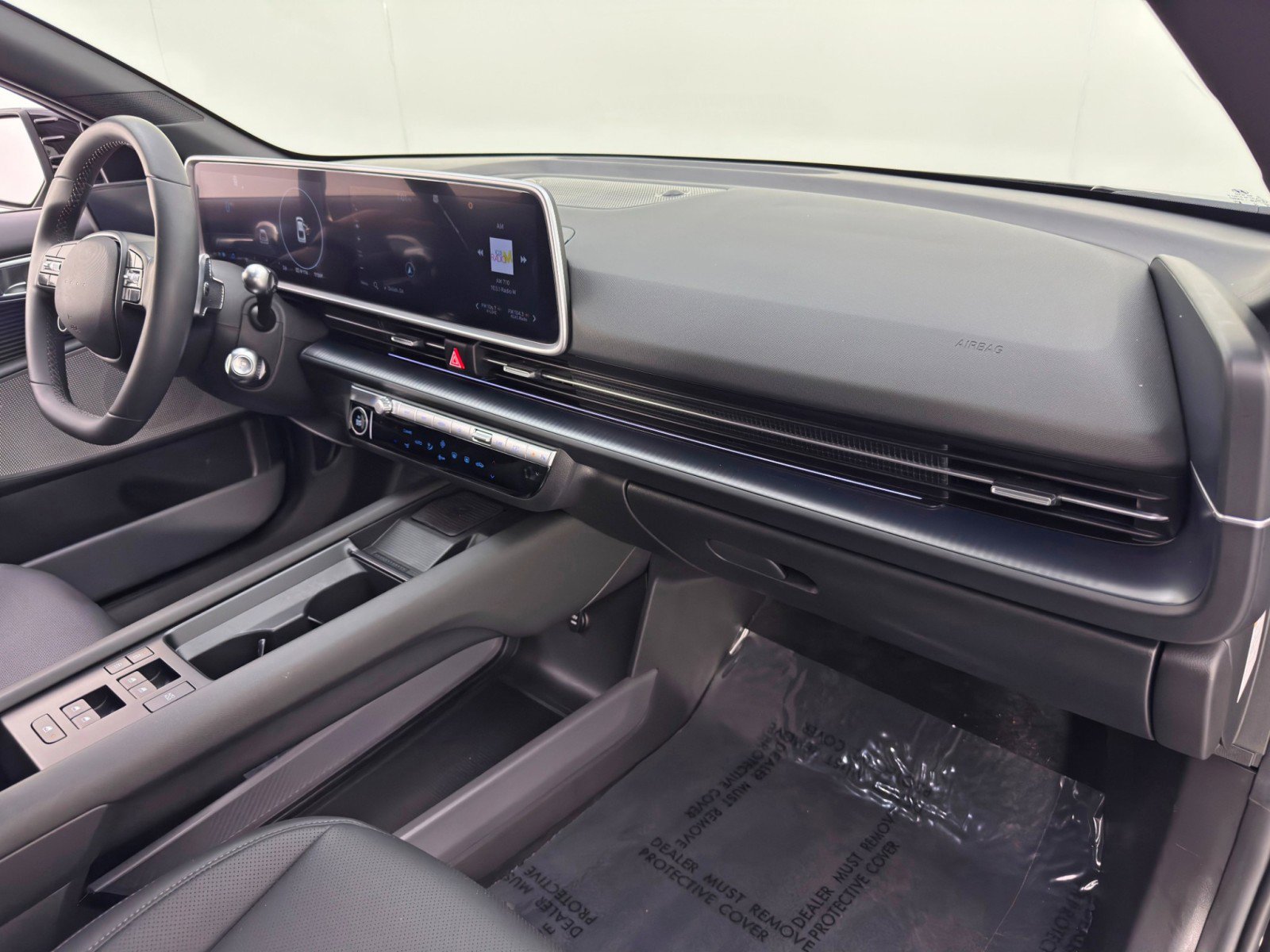 Used 2023 Hyundai Ioniq 6 SEL image 13