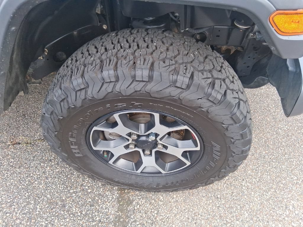 Used 2020 Jeep Wrangler Unlimited Rubicon AWD/4WD image 3