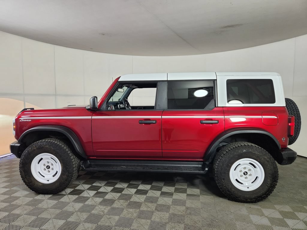 Used 2025 Ford Bronco Heritage Edition AWD/4WD image 4