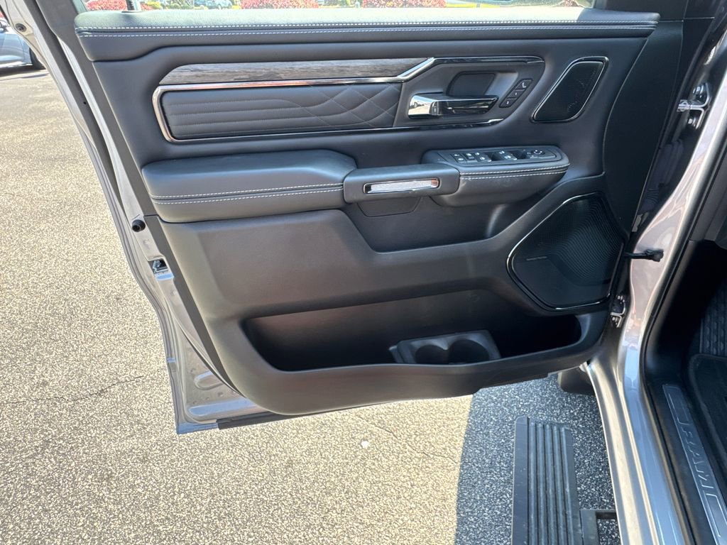 Used 2025 RAM 1500 Limited w/ Bed Utility Group image 10