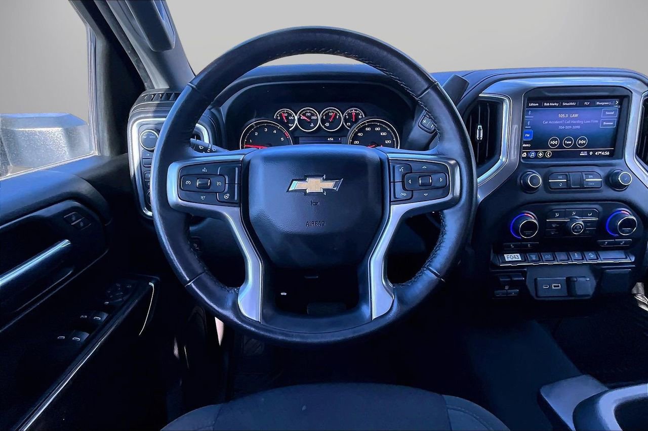 Used 2022 Chevrolet Silverado 2500 LT w/ Convenience Package image 11