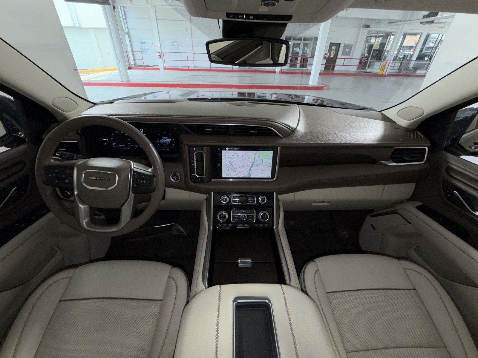 Used 2024 GMC Yukon Denali AWD/4WD image 23