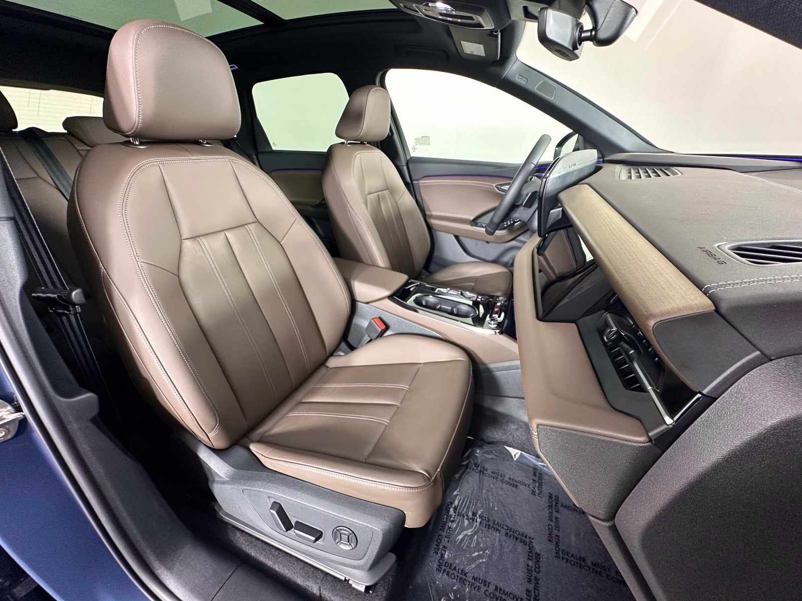 Used 2025 Audi Q6 e-tron Premium Plus w/ Premium Plus AWD/4WD image 5