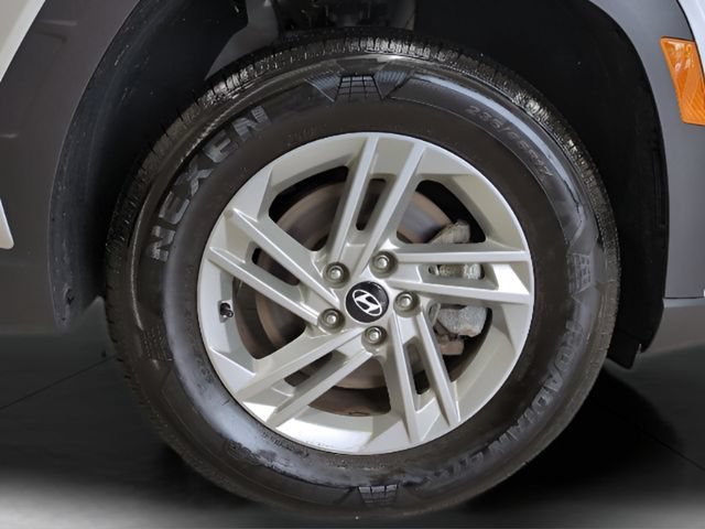 Used 2025 Hyundai Tucson SE AWD/4WD image 27