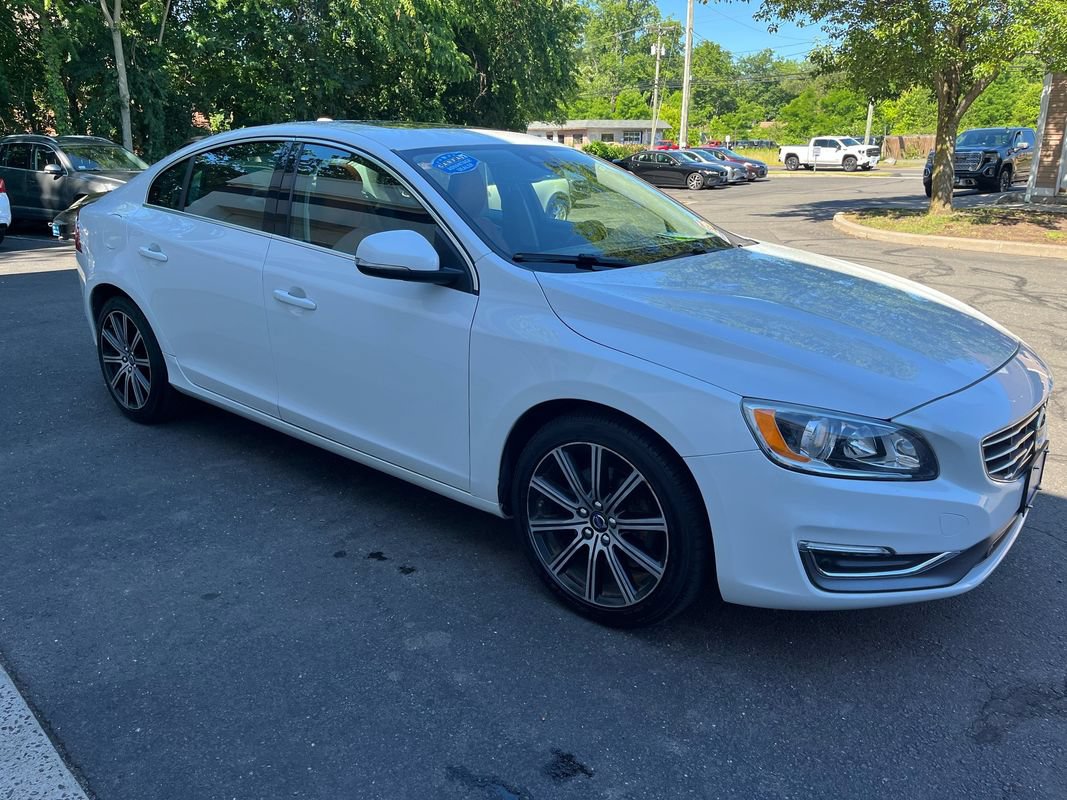 Used 2018 Volvo S60 T5 Inscription AWD/4WD image 4