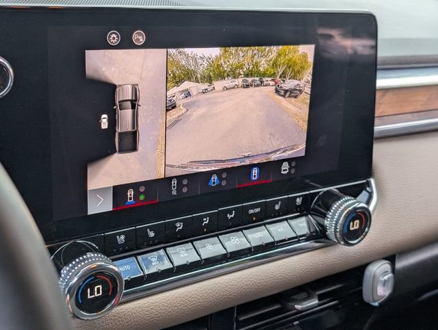 Used 2023 GMC Canyon Denali image 31