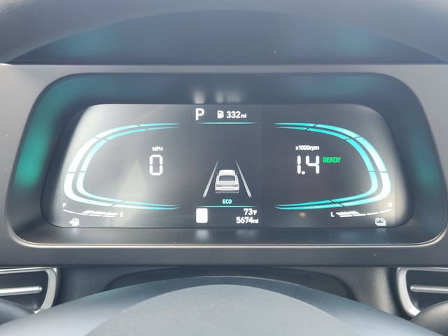 Used 2025 Hyundai Elantra Hybrid FWD image 11