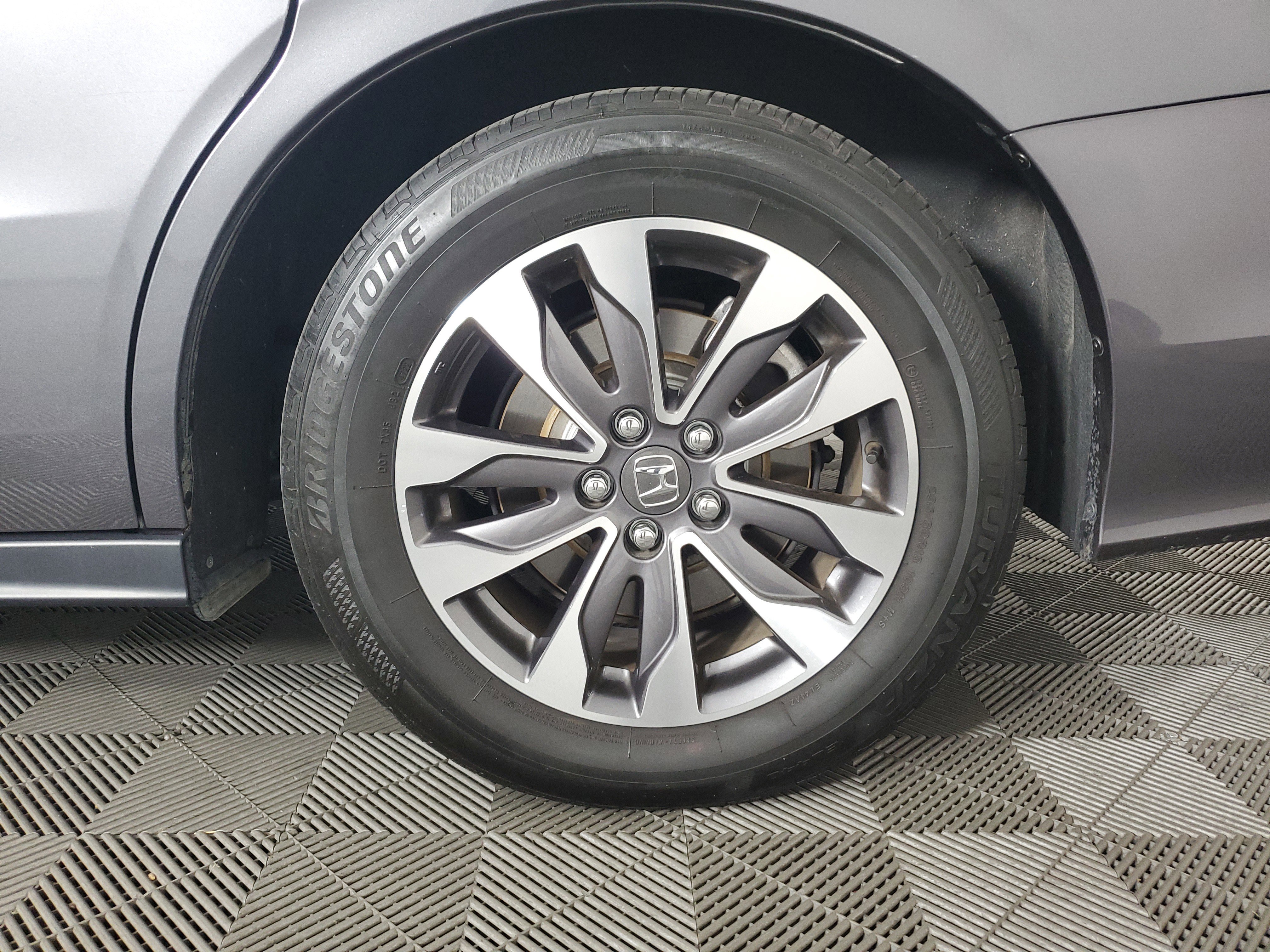 Certified 2023 Honda Odyssey EX-L image 32