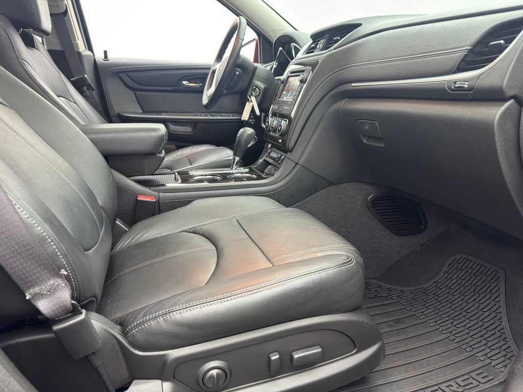 Used 2015 Chevrolet Traverse LT FWD image 30