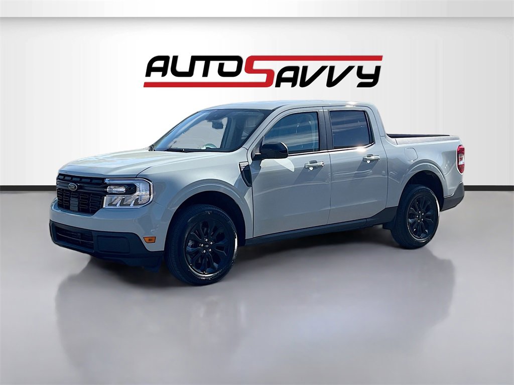 Used 2024 Ford Maverick Lariat w/ Black Appearance Package image 3