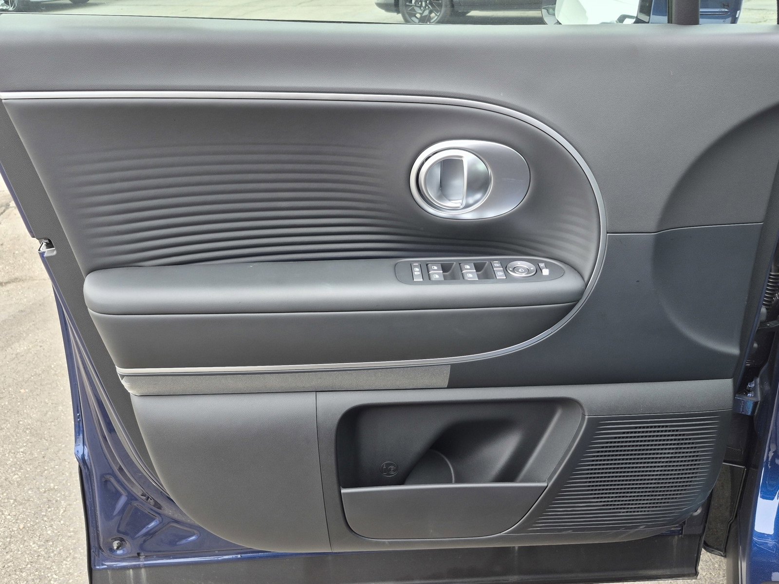 New 2026 Hyundai Ioniq 9 SEL image 17