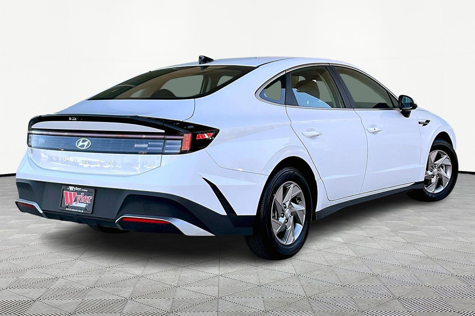 Used 2026 Hyundai Sonata SE image 6